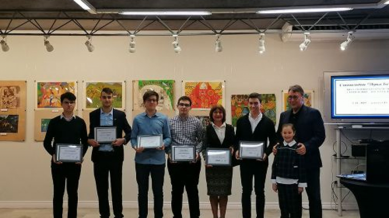 Връчиха стипендии „Лука Бекяров“ на млади талантливи математици