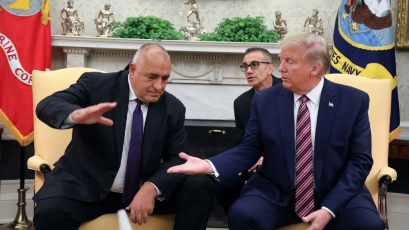 Президентът на САЩ с голяма новина в началото на разговорите с Борисов в Овалния кабинет ВИДЕО