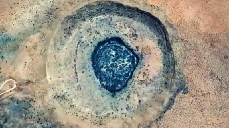Невероятна информация за загадъчен кратер в Австралия ВИДЕО