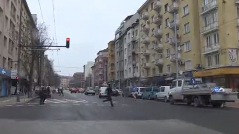 БЛИЦ TV: Приключи блокадата на ключова отсечка в София заради метрото
