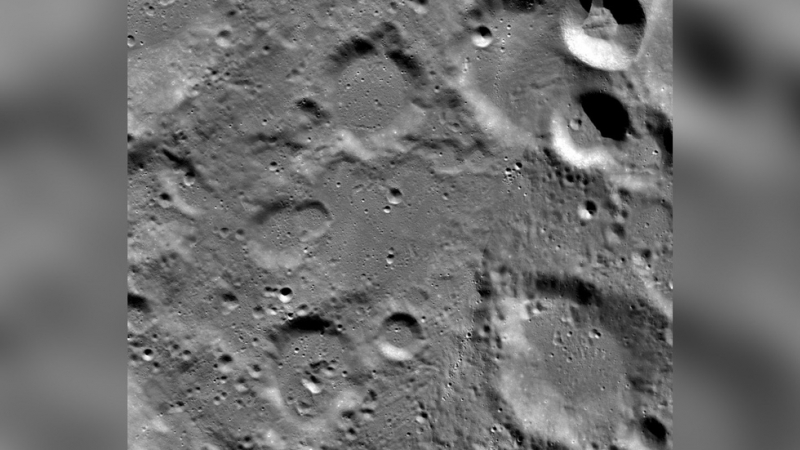 НАСА откри на Луната останки, обвити в мистерия 