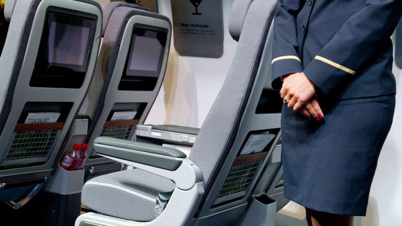 Стюардеса разкрива: Ще се отнасят с вас като VIP пътник благодарение на този трик 