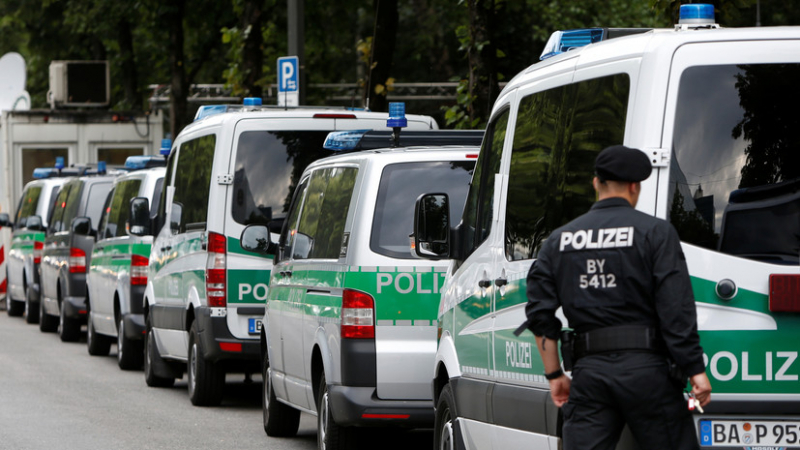 Кървав кошмар с полицай на гарата в Мюнхен