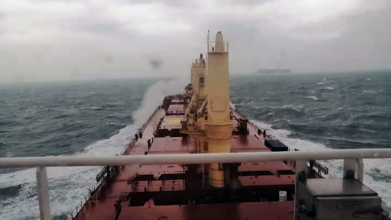 БМФ спусна на вода трети 45 500-тонен моторен кораб 
