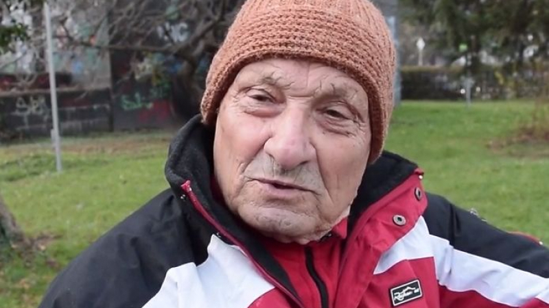 Много младежи могат да завидят на този 83-годишен дядо от Кърджали ВИДЕО