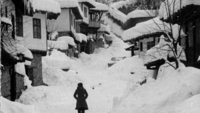 Спомени от соца: Как се борехме със снега преди 1989-а