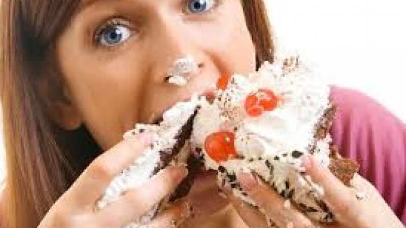 Диетолог шокира, но и зарадва: Отказът от сладко е вреден за организма, води до...