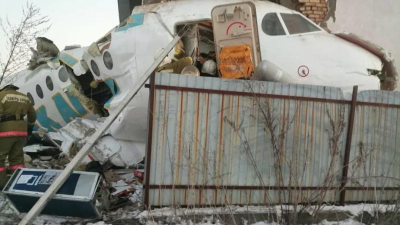Очевидец разказа за ужаса с разбилия се при излитането лайнер Fokker-100 ВИДЕО
