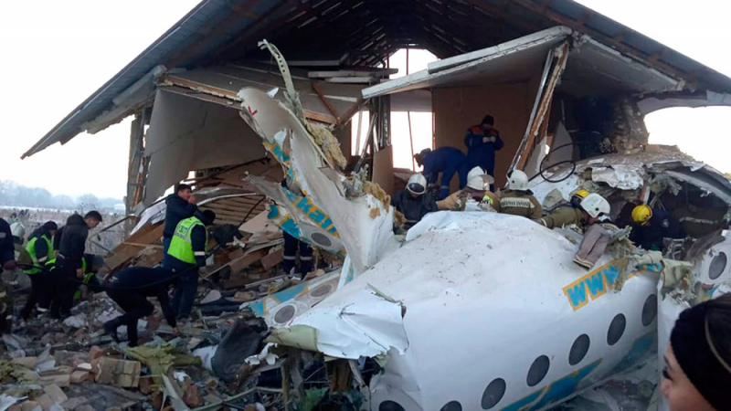 Добра новина: Няма българи в разбилия се самолет в Казахстан ВИДЕО