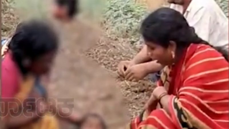 В Индия деца с увреждания бяха погребани живи, за да се излекуват ВИДЕО