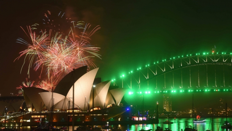 Стотици хиляди искат Нова година без фойерверки в Сидни