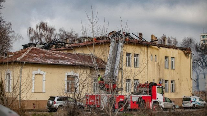 Кошмарни новини за съсипията след пожара в белодробната болница в София