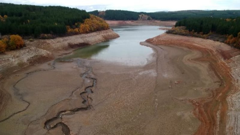 Експерти със смайващи данни за сушата в България, не е истина какво се случва?! ВИДЕО