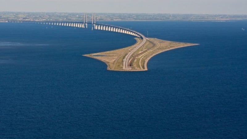 Това е единственият мост в света, минаващ под вода