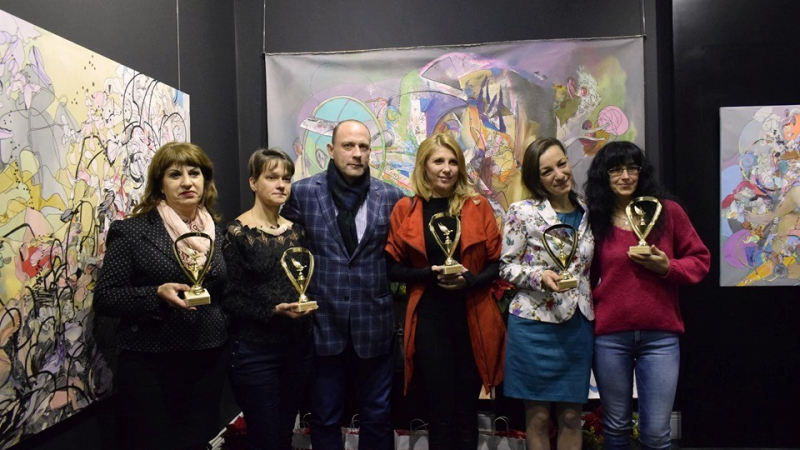 Тити Папазов награди майки-героини в Нирвана 