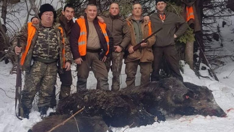 Ловци в Годечко направиха зрелищен удар още на първия излет за годината 
