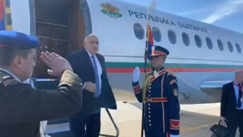 Борисов се пусна НА ЖИВО от военната база в Египет