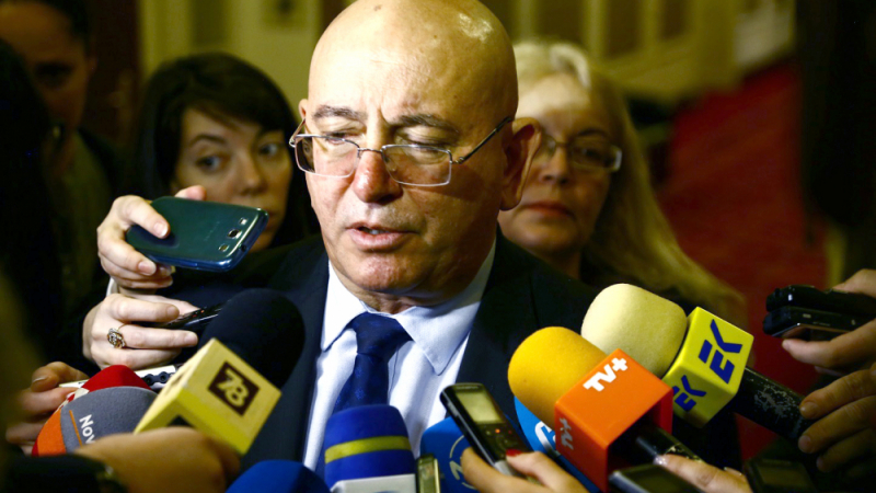 Ревизоро отговори дали кметът на Бургас ще бъде предложен за експертен премиер 