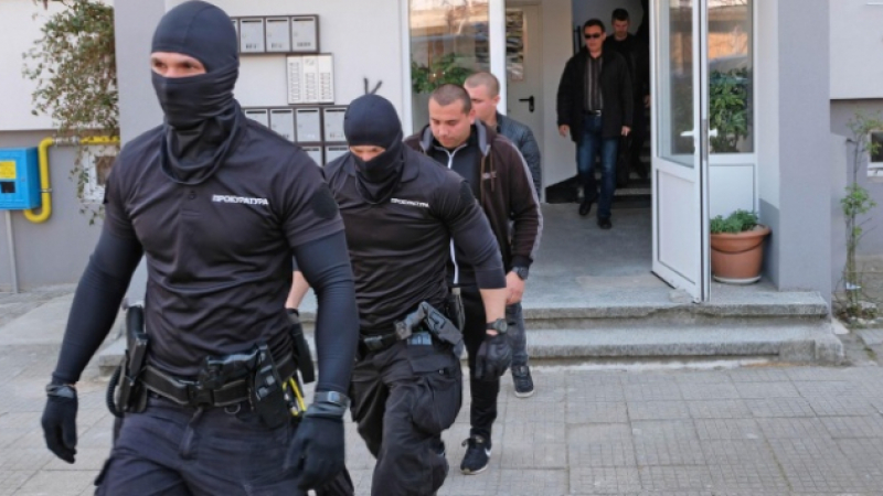 Бруталната банда в София извършила далавери за 1,2 милиона, арестувани са... ВИДЕО