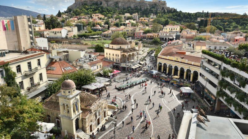 Гърция реши кога ще отвори хотели, заведения, магазини, училища