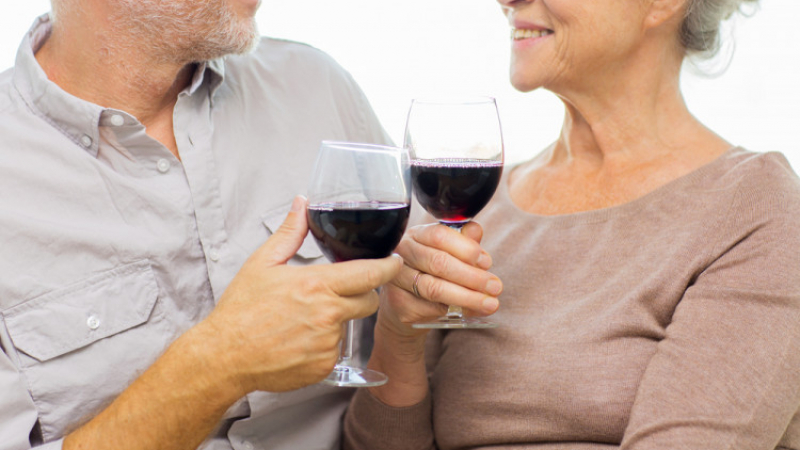 Учени изчислиха точната доза алкохол, която е полезна за здравето