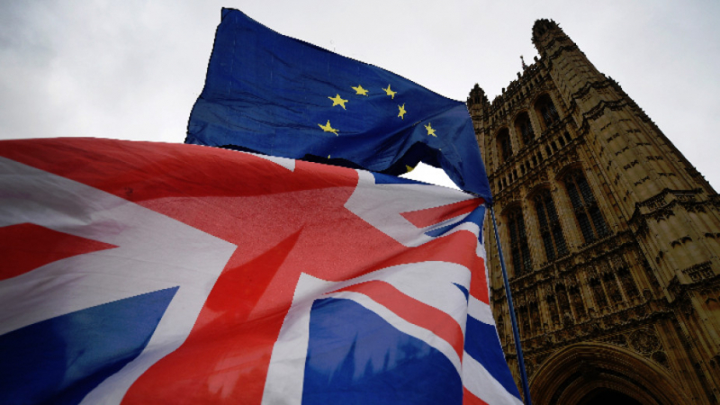 Все повече британци търсят европейски паспорти заради Брекзит