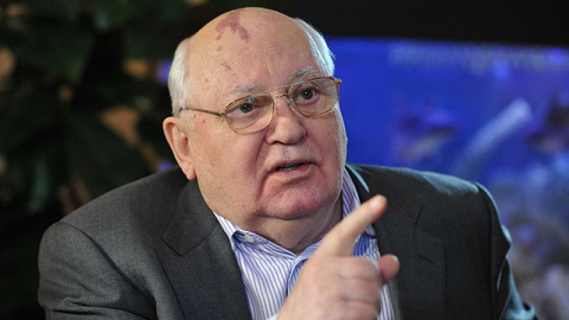 Горбачов насмете Зеленски заради фалшификациите му за Втората световна война