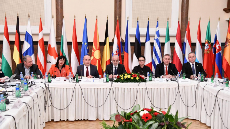 Кючюк след среща с Пендаровски: Членството в ЕС трябва да е национална кауза 