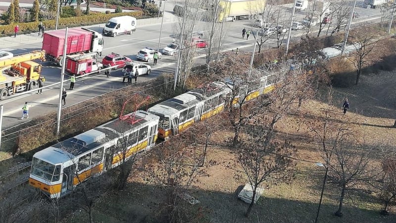 Извънредни новини за смъртоносната катастрофа с трамваи в София