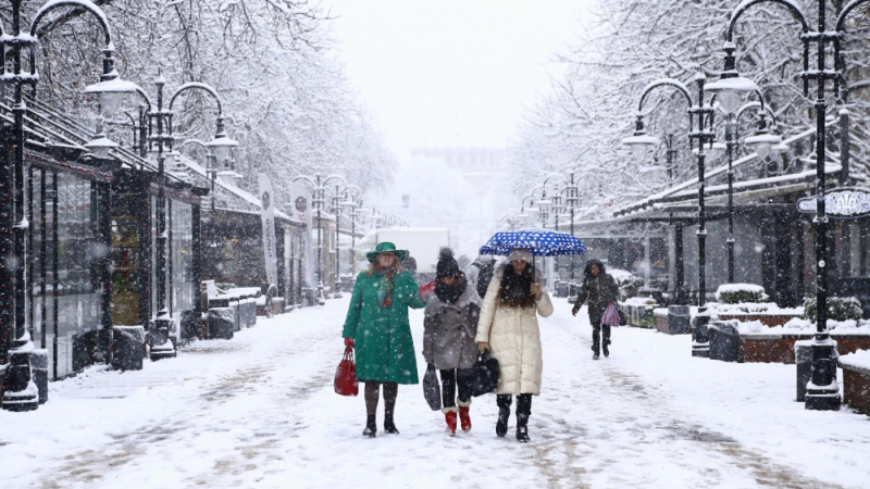 Снежният апокалипсис в България продължава! Ето къде ще е най-опасно КАРТА