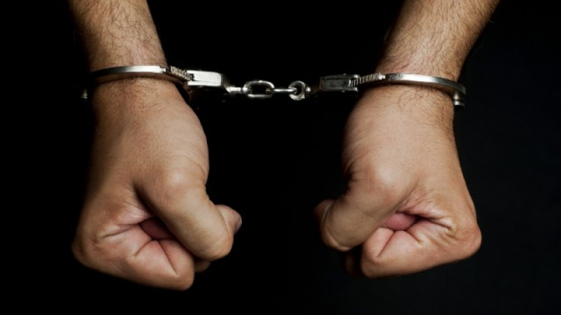 Арестуваха наркодилър в столичния "Дървеница"