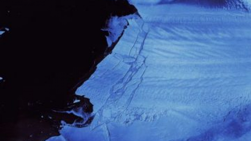 В Антарктида стана голяма катастрофа ВИДЕО 