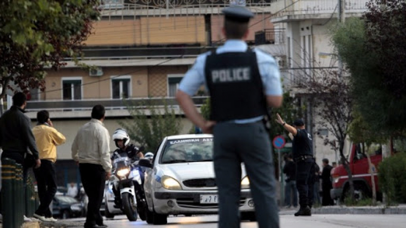 129 задържани след стрелба със загинал в центъра на Атина