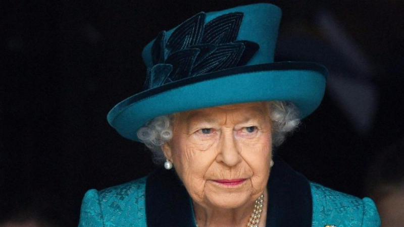 Елизабет II скоро няма да умре! 6 смайващи причини