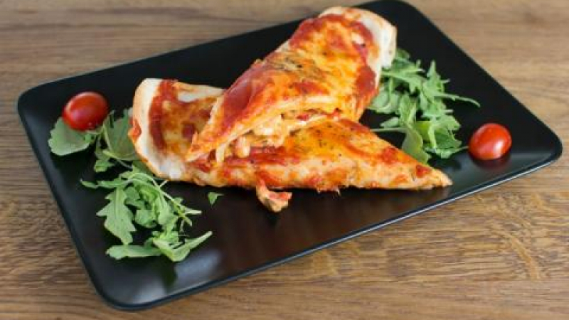Рецепта на деня: Палачинки с вкус на пица