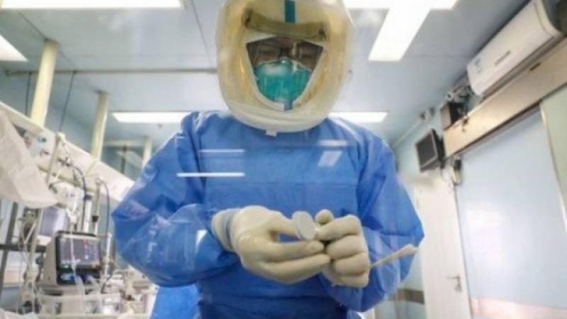 Лекари наблюдават двама българи заради коронавируса ВИДЕО