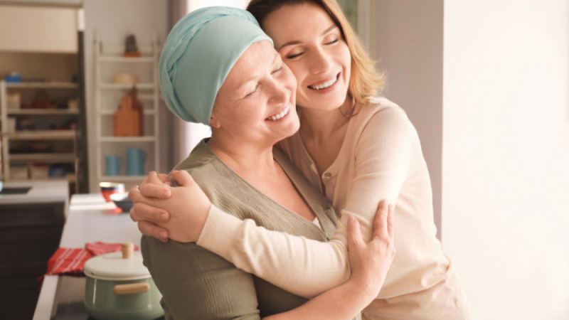Знаков онколог с важни съвети към хората, които се борят с рака
