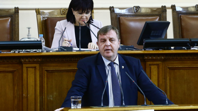 Красимир Каракачанов с критики към служебния кабинет 