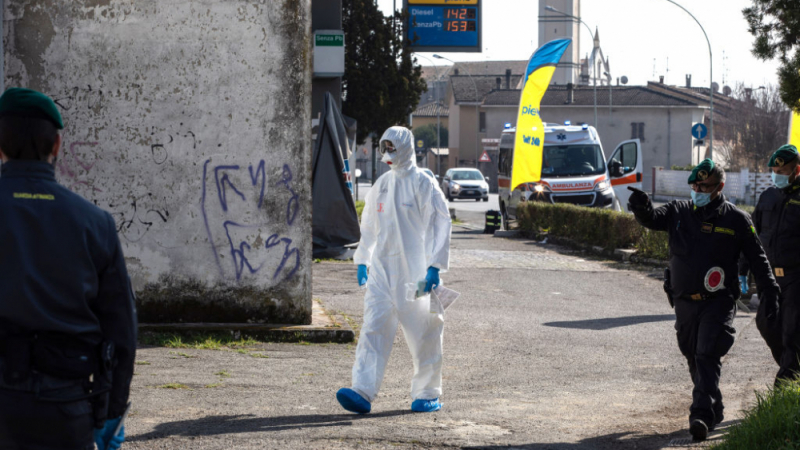 7 са вече починалите в Италия, броят на заразените от китайската чума расте