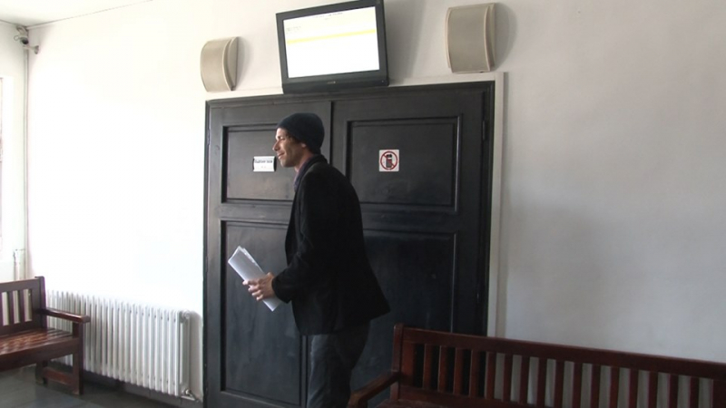 На Явор Бахаров му се размина днес в съда, но развръзката предстои СНИМКИ