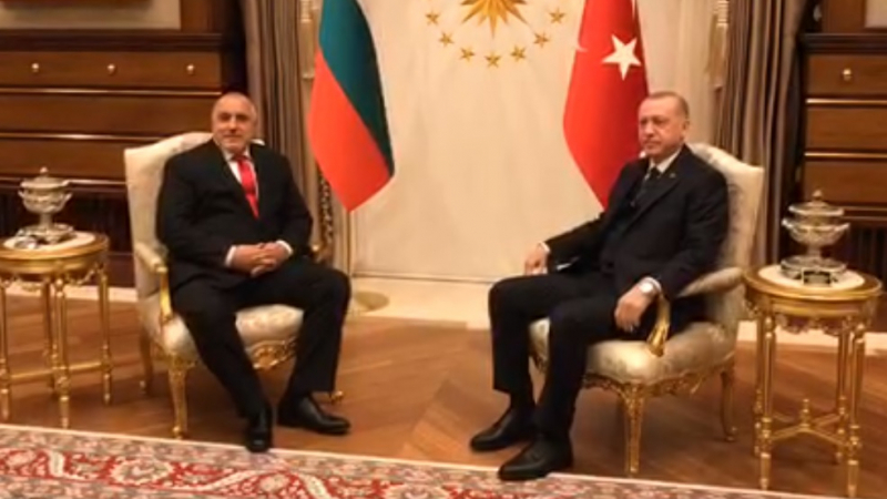 Срещата Борисов-Ердоган започна в двореца „Бештепе“ ВИДЕО