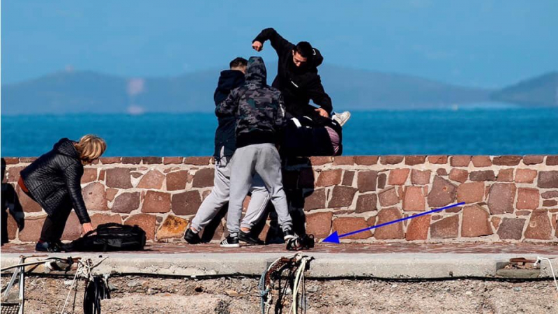 Отбраната на Лесбос: Гърци бият бежанци и помагачите им, хвърлят журналисти в морето ВИДЕО