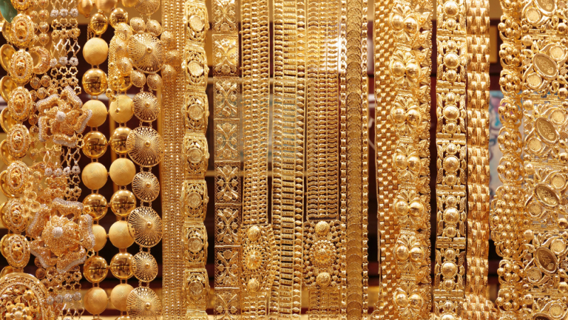 Чаршията в Шарджа, където златото се пазарува на килограм