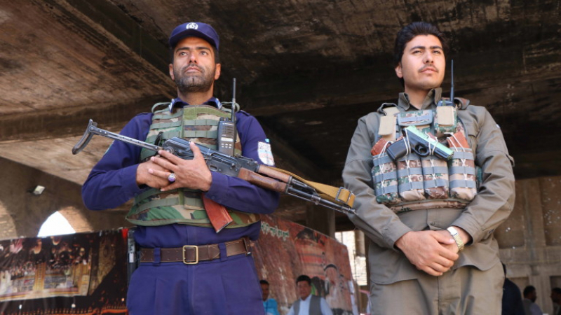 32-ма загинали и повече от 80 ранени при атака в Кабул
