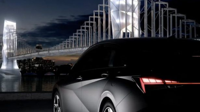 Hyundai показа новата променена и модерна Elantra ВИДЕО
