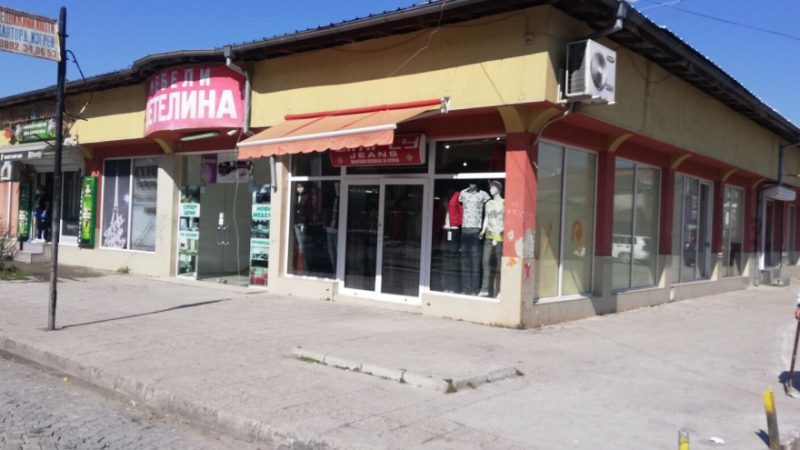 Екшън мерки в Асеновград заради коронавируса, затвориха циганския пазар в Столипиново СНИМКИ