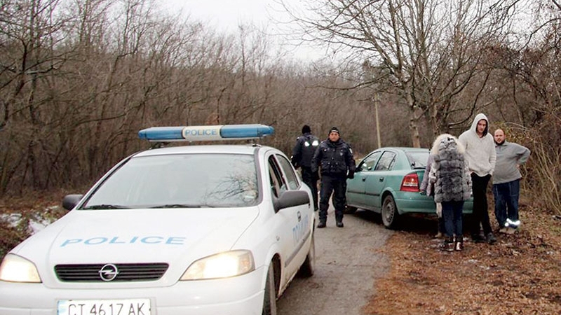 Страх от коронавирус втресе врачанско село! Откриха мъртъв шофьор на нелегално такси