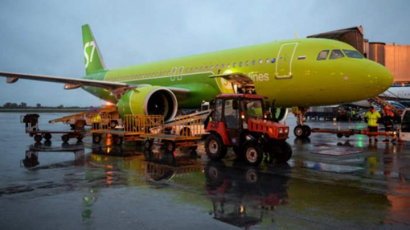 В разгара на коронавируса: Мистериозен самолет с тон злато излетя от Москва за Лондон 