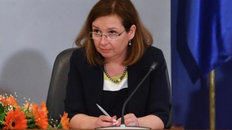 Зам.-министър Русинова огласи докога ще продължи мярката 60/40