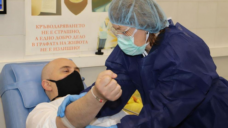 Иван Гешев и 50 магистрати дариха кръв СНИМКИ